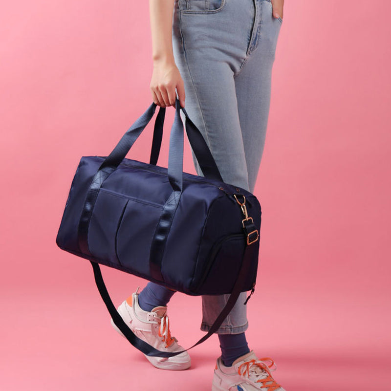 Waterproof Duffel Bag for Fitness and Travel - Versatile Weekender Shoulder Bag for Men and Women, Ideal for Gym and Swimming